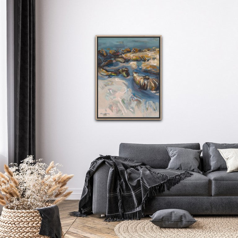 The sun seemed to hesitate